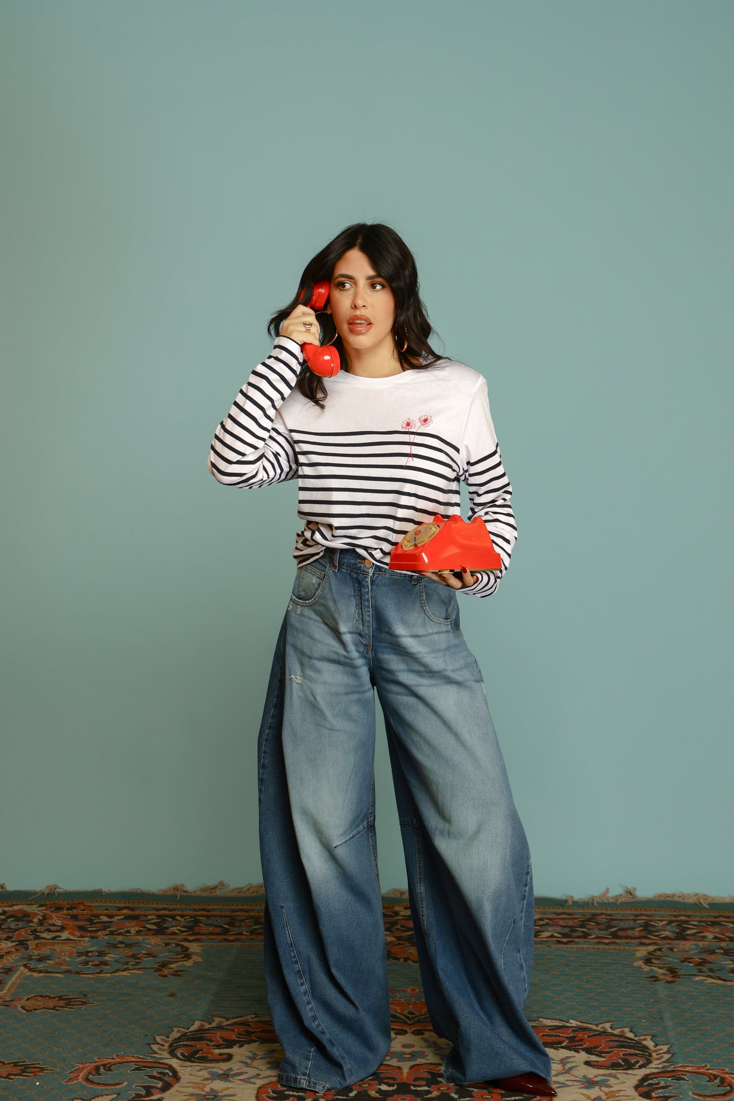 T-SHIRT TESS BIANCA/BLU NAVY