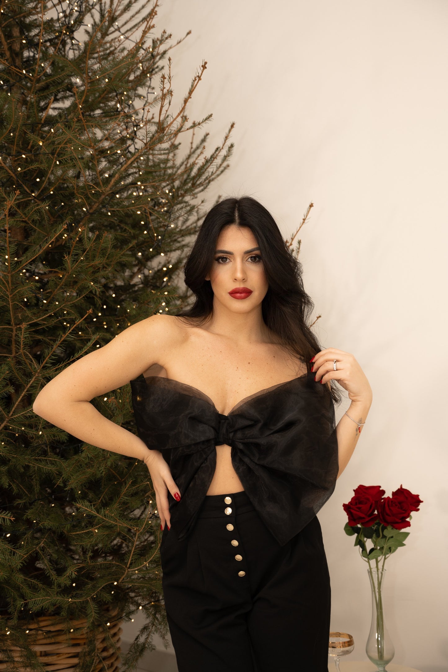 TOP FIOCCO NERO