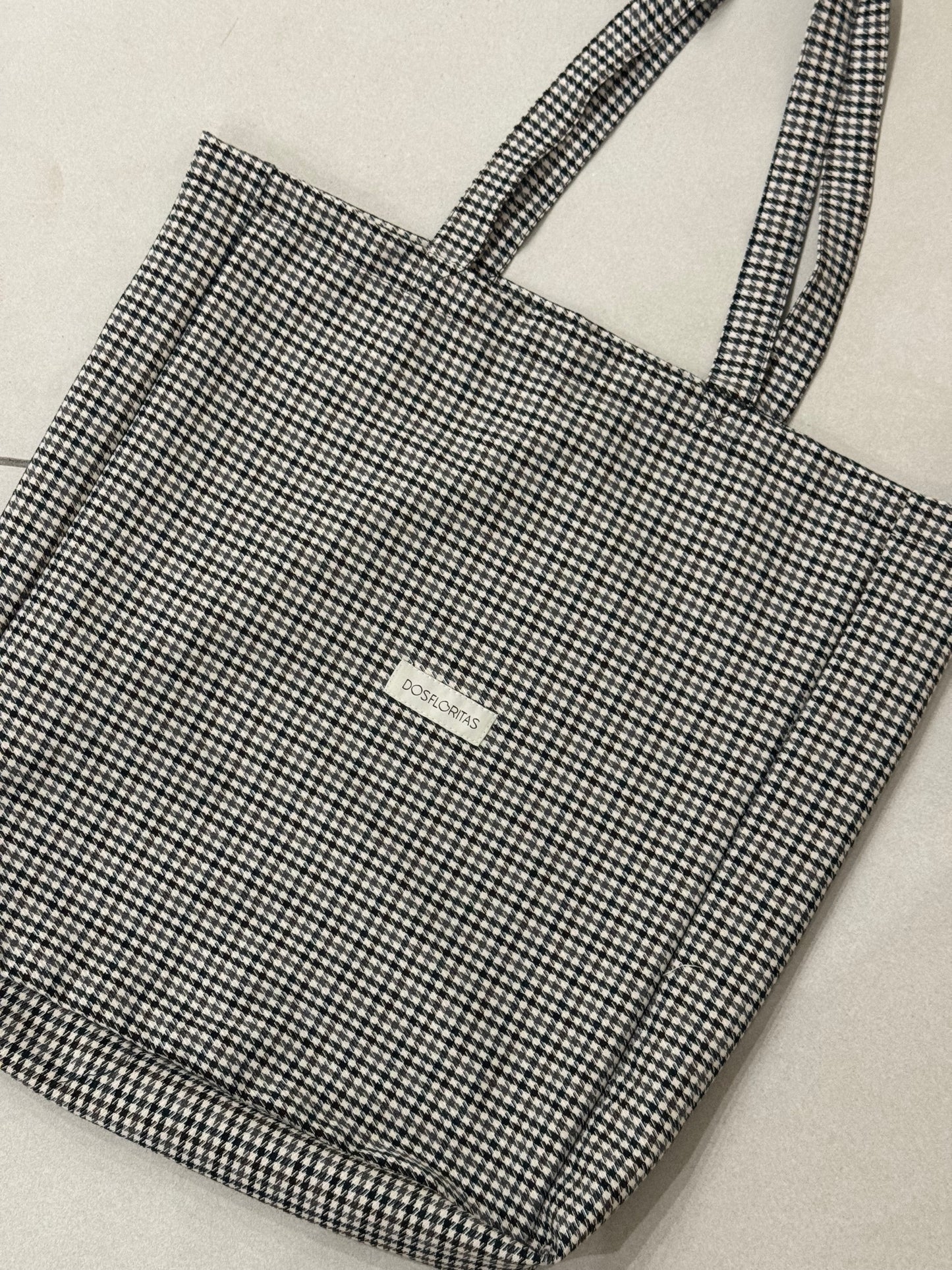 VIVI' HOUNDSTOOTH TOTE BAG